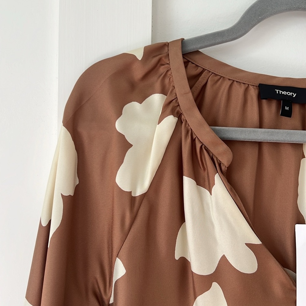 Theory: Petal Silk Puff Sleeve Blouse. Size M, Bright Camel - Picture 6 of 16